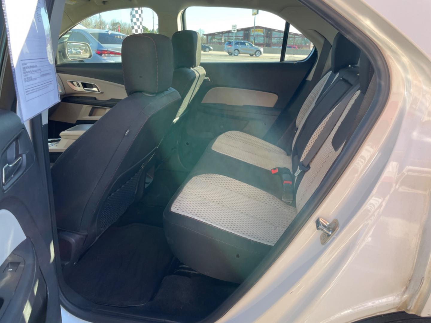 2015 White Chevrolet Equinox (1GNALAEK2FZ) with an 4-Cyl, 2.4 Liter engine, Automatic, 6-Spd transmission, located at 8008 Warden Rd, Sherwood, AR, 72120, (501) 801-6100, 34.830078, -92.186684 - Photo#10